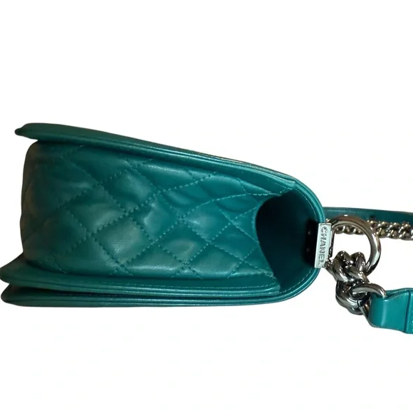 RARE Chanel Boy Bag: Medium Size, Dark Teal Leather *AUTHENTICATED* - Picture 10 of 16